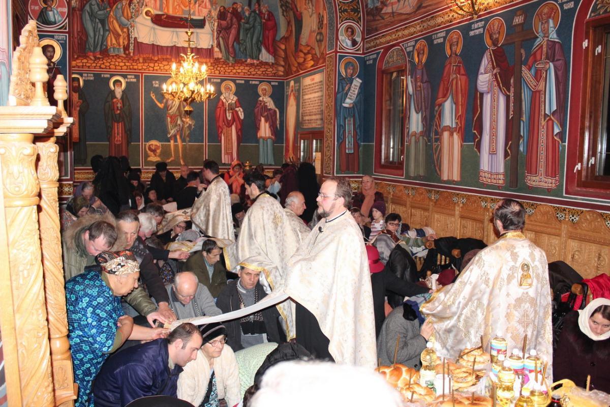 Slujba Sfântului Maslu - 7 decembrie 2012