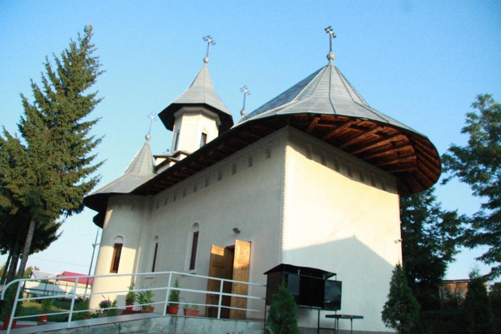 Biserica Sfantul Ioan Botezatorul - august 2013