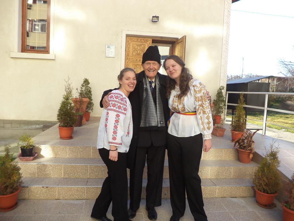 1 decembrie 2013
